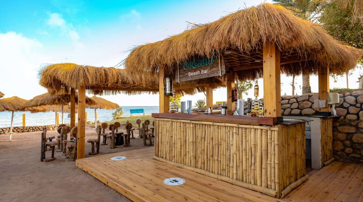 Oriana Beach Bar